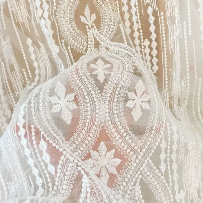 Tissu en dentelle à couture géométrique avec conception de ligne, robe de mariée exquise, patients, 