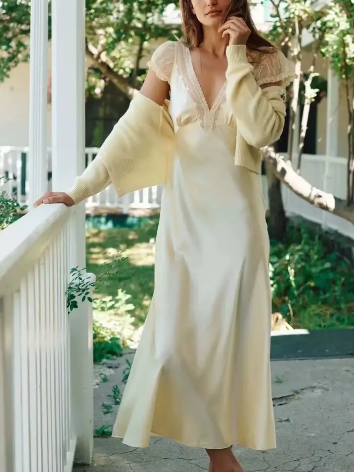 Robe d'été ajustée jaune en satin pour femme avec ceinture, col en V et manches volantées, style français, nouvelle collection