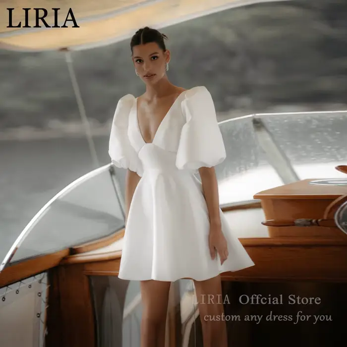 Robes de mariée courtes élégantes LIRIA