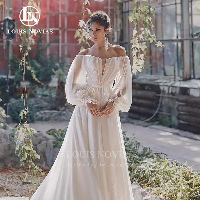 Robe de mariée A-Ligne en coton et polyester, avec manches longues lanternes et train de la cour pour femmes grandes tailles et futures mamans, idéale pour les mariages et événements spéciaux