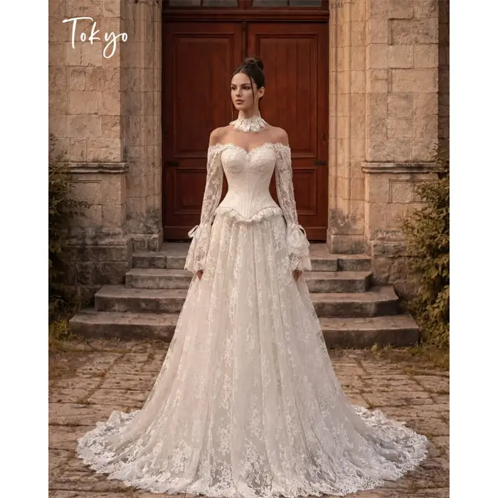 Robe de mariée vintage à épaules dénudées en dentelle