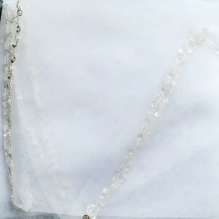 Voile de mariée étincelant G136 avec strass, voile de cérémonie cathédrale avec bordure en cristaux,