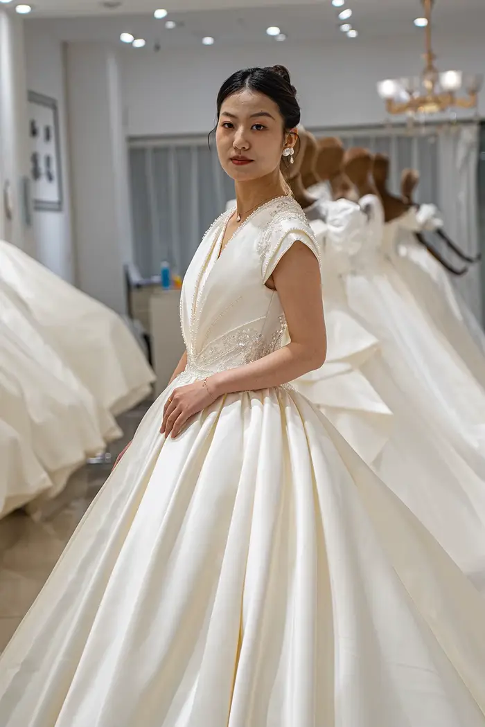 9159 robe de mariée personnalisée 2025 dentelle or satin