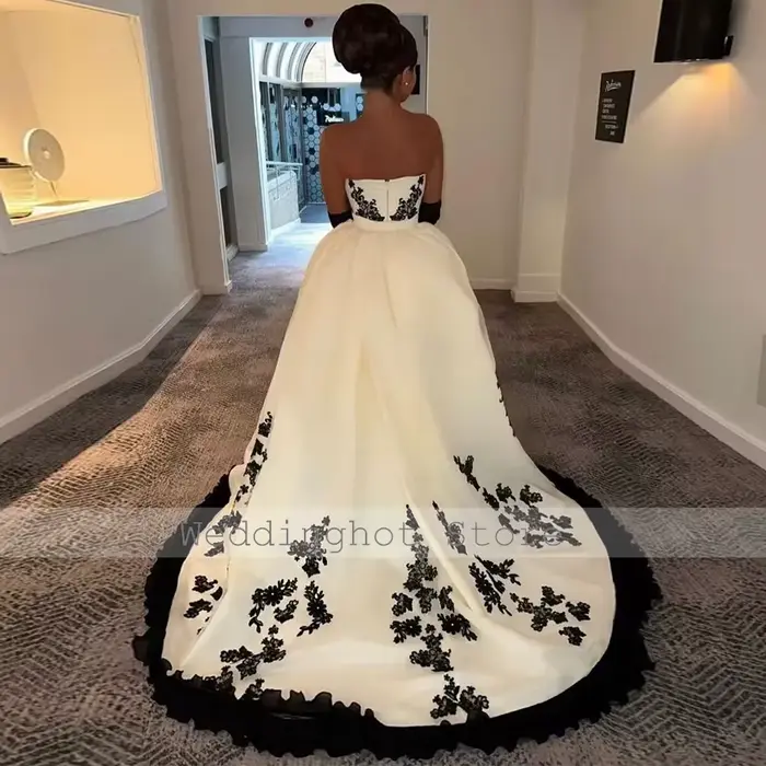 Robe de soirée dos nu en satin pour femme