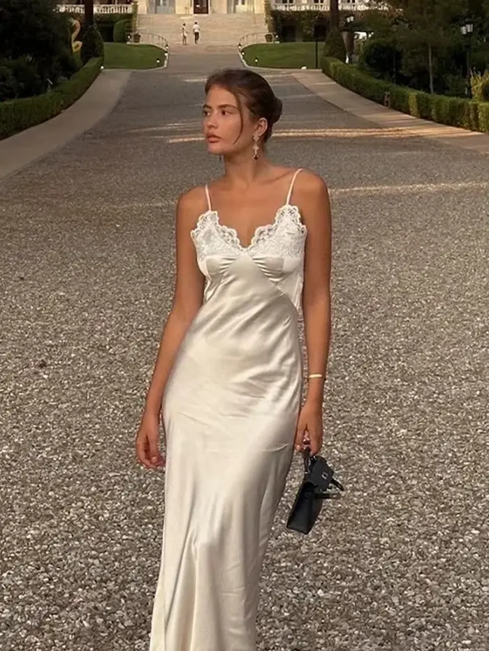 Robe longue élégante en satin pour femme HH