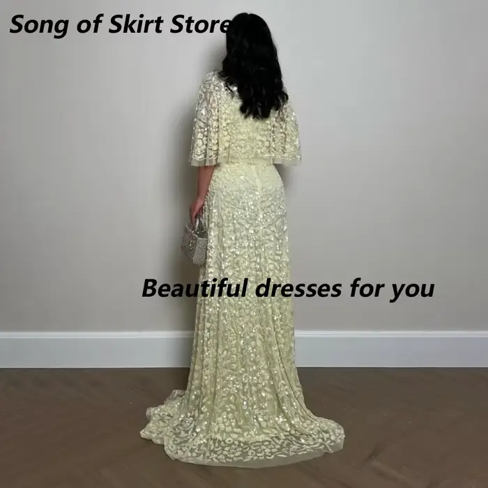 Robe de soirée de luxe jaune avec appliques en dentelle