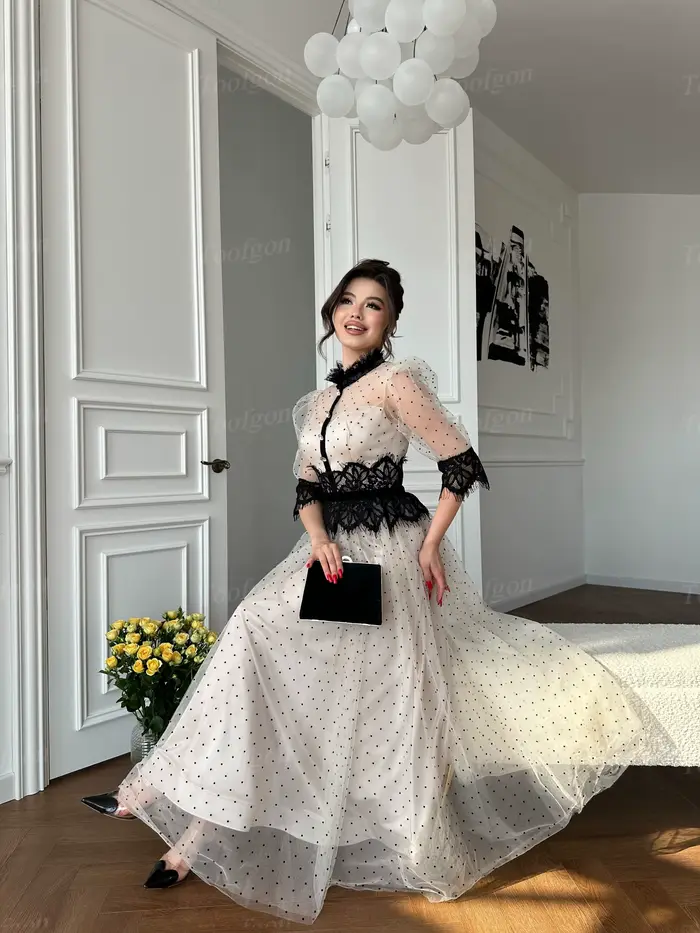 Robe de mariée en tulle bohème avec pois, demi-manches, soutien-gorge intégré, train de balayage, adaptée aux futures mamans et aux soirées formelles