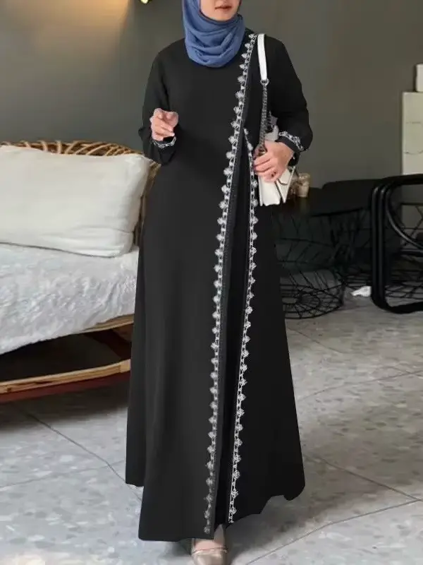 Robe en dentelle à manches longues pour femmes