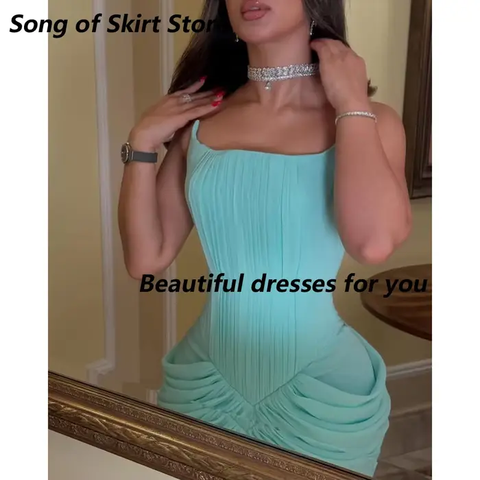 Robe de soirée élégante et droite
