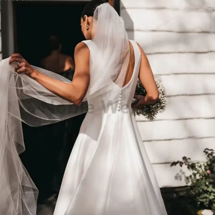 Robe de mariée Noble Weiss sans manches en polyester satin doux pour femmes enceintes et occasions spéciales