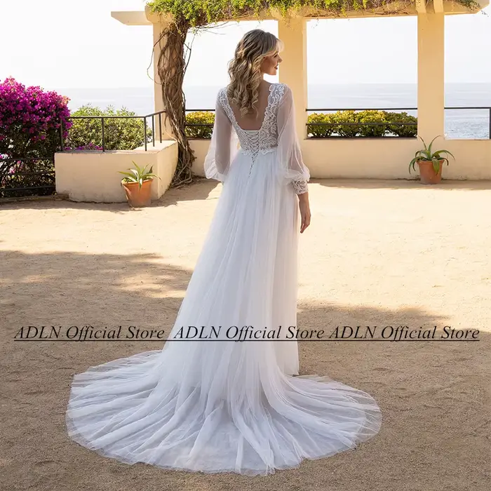 Robe de mariée ivoire blanche pour mariée enceinte