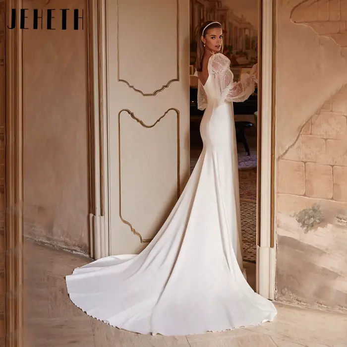 JEHETH Robe de Mariée Satin Mat Sirène Col Carré Manches Longues Bouffantes Tulle Amovibles Couvert de Perles Dos V Bas Traîne Courte Sur Mesure Shooting Villa Européenne Vintage au Coucher de Soleil