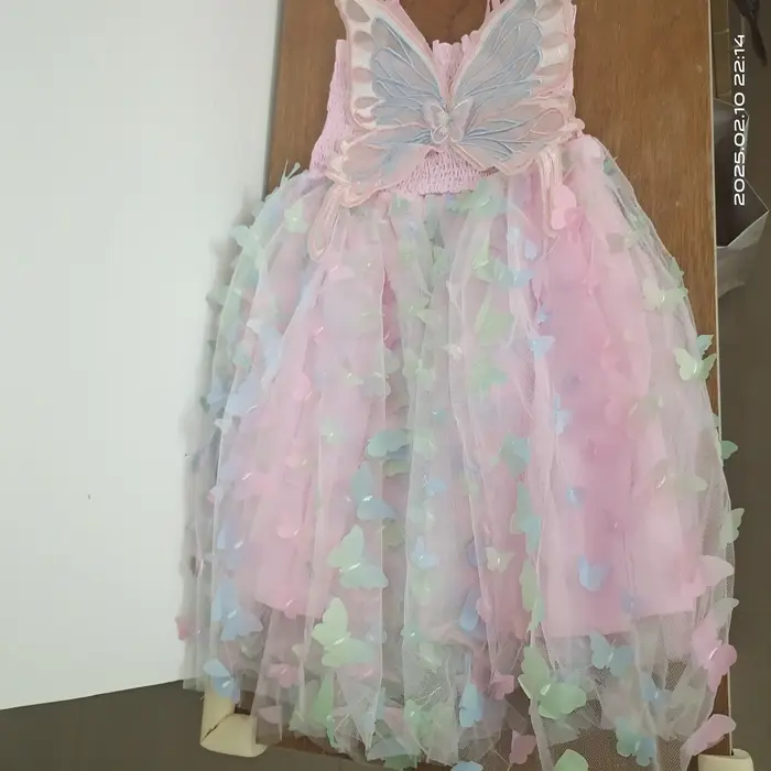 Mode filles mignon papillon ruban robe 2025 été nouveaux enfants ailes maille