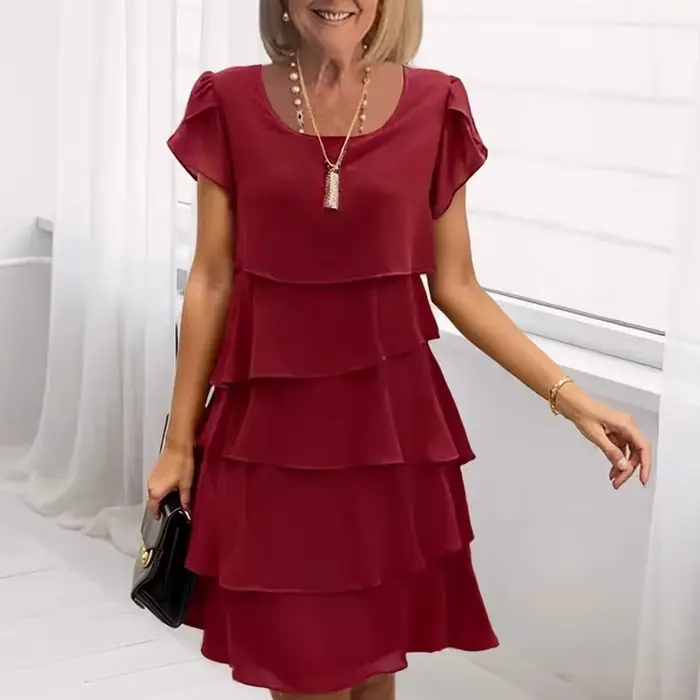 Robe d'été à manches courtes pour femmes élégante couleur unie mini droite col rond polyester pour occasions estivales décontractées