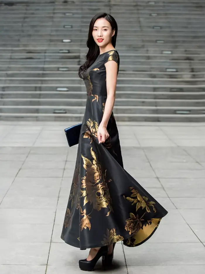 Robe Jacquard Vintage Élégante pour Femmes avec une Silhouette Maxi Évasée Cintrée à la Taille, Idéa