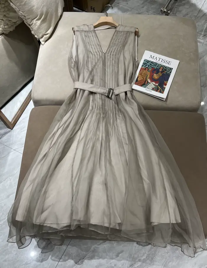 Robe d'été en soie de mûrier avec ceinture, sans manches, ornée de perles, coupe droite