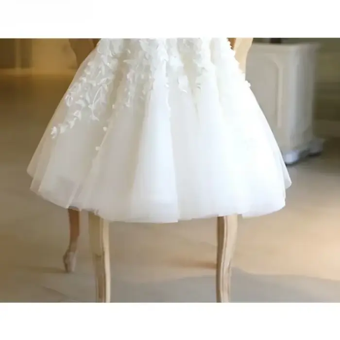 2026 Robes blanches Baptême Élégant Infantile Dentelle De Luxe Soirée Patchwork Enfants Eid Robe De Mariée Formelle pour Bébé Filles Fleur