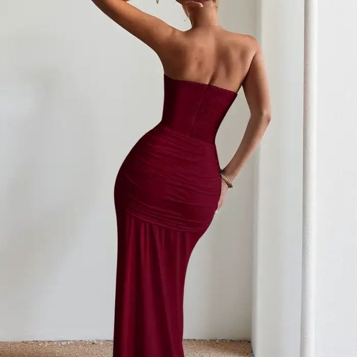 Robe de soirée élégante pour femme blanche longue drapée à nouer sexy sans bretelles sans manches ajustée avec empiècements brillants pour occasions spéciales
