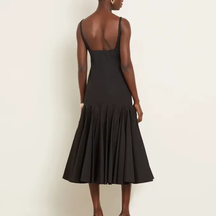 Robe à bretelles pour femmes en polyester, col carré, dos nu, style sexy, tenue estivale élégante et séduisante pour sorties et occasions spéciales