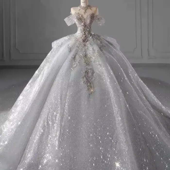 Nouvelle Robe de Mariée Princesse de Luxe, Robe de Bal avec Broderie de Paillettes Ciel Étoilé et Lo