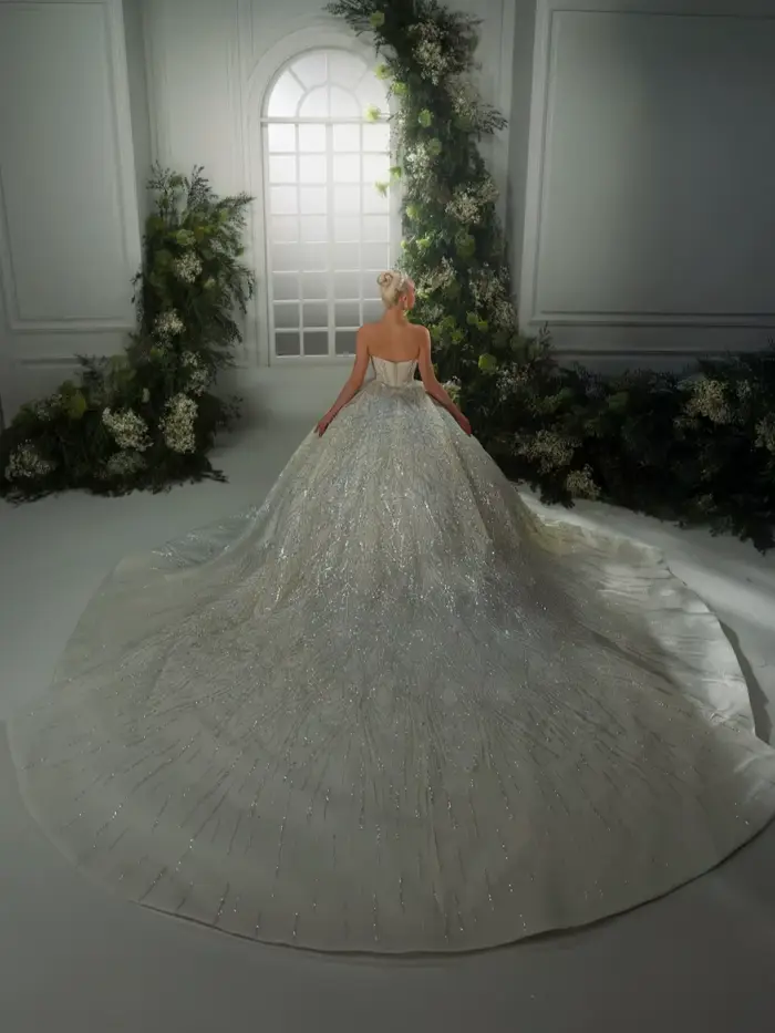Magnifique robe de mariée perlée délicate
