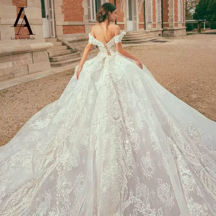 Robes de mariée épaules dénudées LelaAcra pour femmes 2026