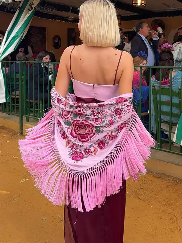 Robe longue élégante à bretelles pour femme sans manches dos nu plissée avec fente latérale pour fêtes et vacances
