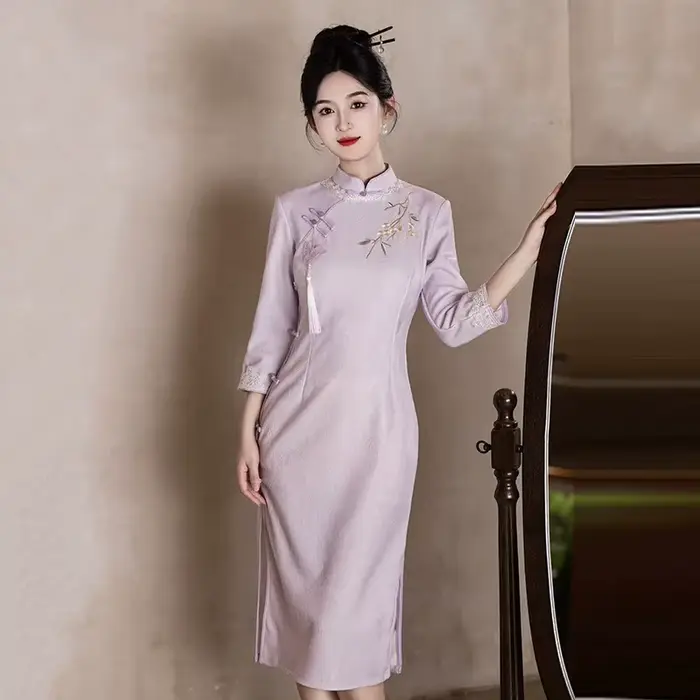 Qipao – robe traditionnelle chinoise à col Mandarin