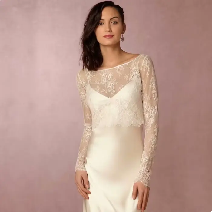 Veste élégante en dentelle à manches longues pour femmes