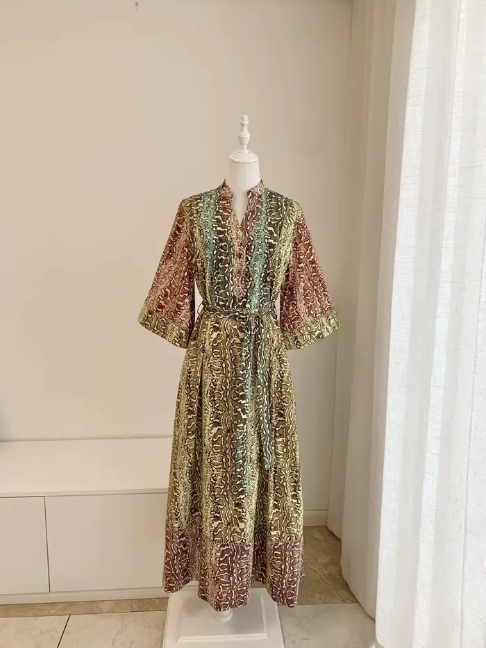 Robe longue en coton biologique pour femmes, motif tissé Varna, 2026