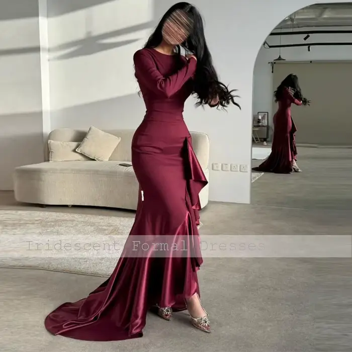 Robe de soirée manches longues col rond bordeaux