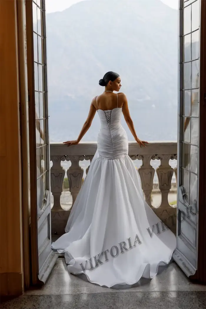 Robe de Mariée Sirène Élégante en Satin pour Femme