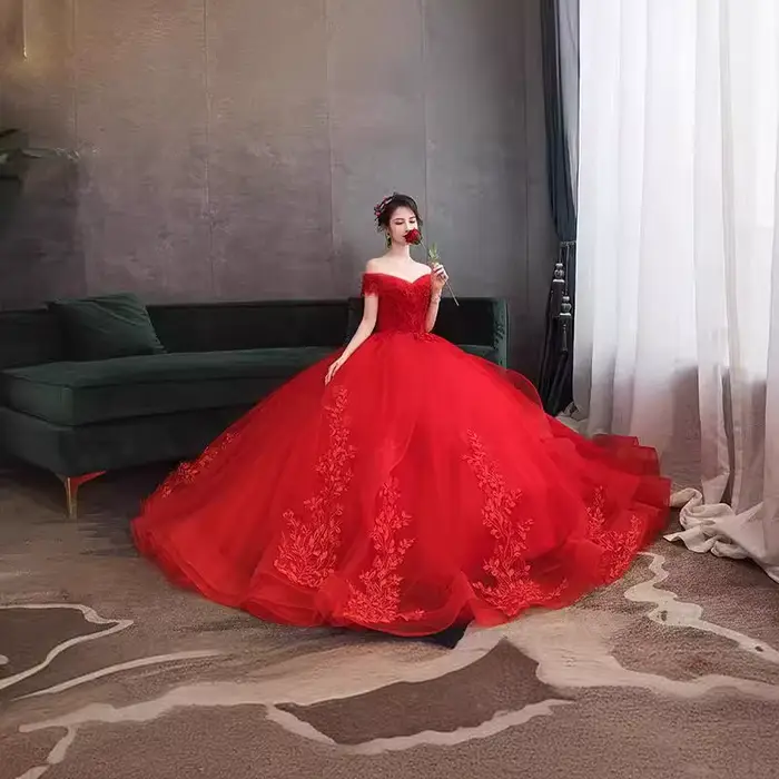 Robe de bal princesse romantique rouge