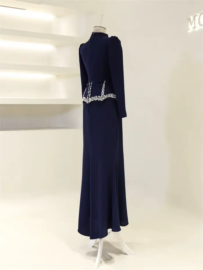 Robe de soirée Contessa en satin mauve avec manches bouffantes et décoration en perles pour femmes de tous âges occasions spéciales mariage soirée galas