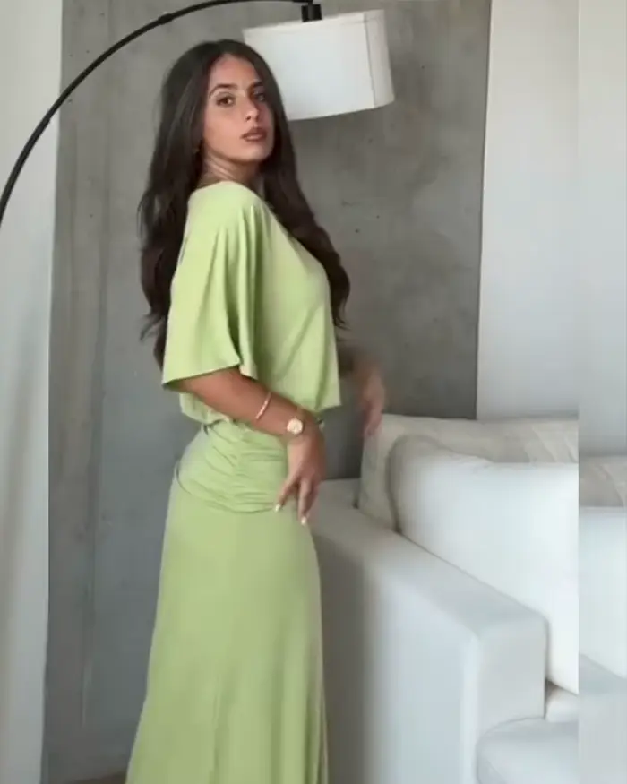 Robe longue plissée pour femme style chic et élégant polyester pour vacances et occasions spéciales