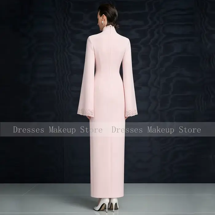 Robe de bal élégante personnalisée rose pâle à col montant