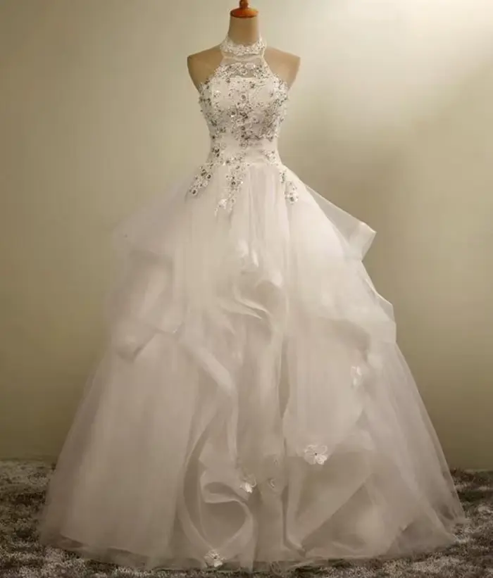 Robes de mariée blanches à col halter pour femmes 2026, sans manches, avec appliques, élégantes, orn