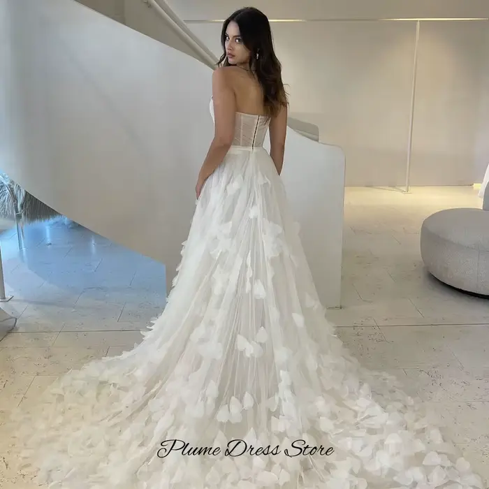 Robe de mariée simple en tulle sans manches