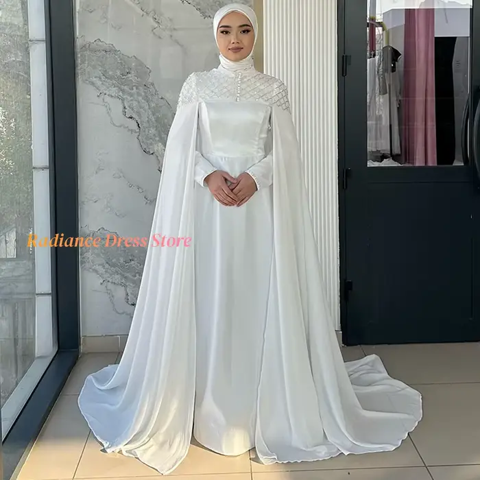 Robe de soirée classique en mousseline de soie blanche
