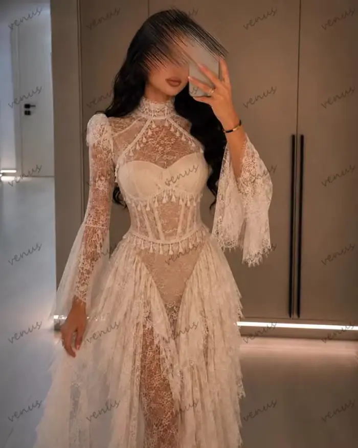 Robes de mariée bohèmes vintage en dentelle à volants modestes pour femmes
