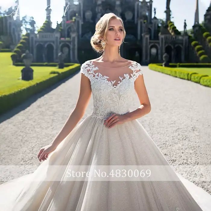 Ashley Carol-Robes de mariée vintage