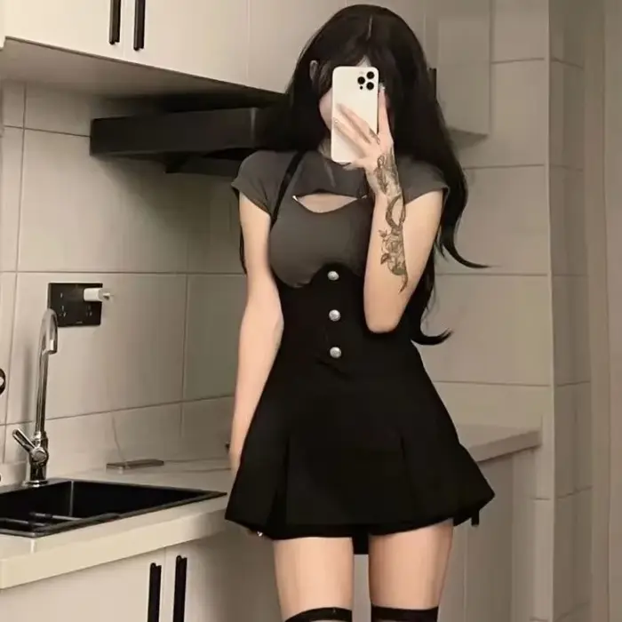 Robe moulante à manches longues pour femmes