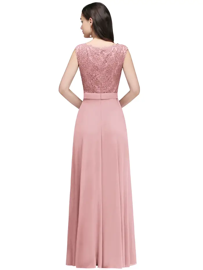 Robe longue élégante en polyester avec dentelle florale et appliques pour soirées officielles et occasions spéciales