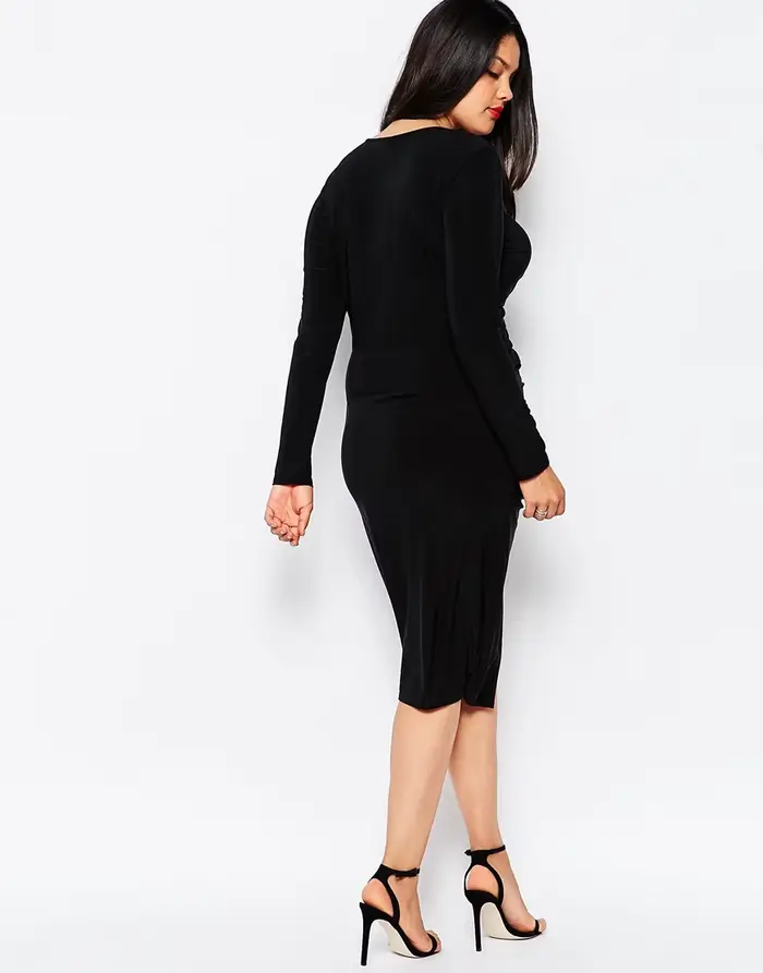 Robe fourreau froncée à manches longues et col en V pour femmes
