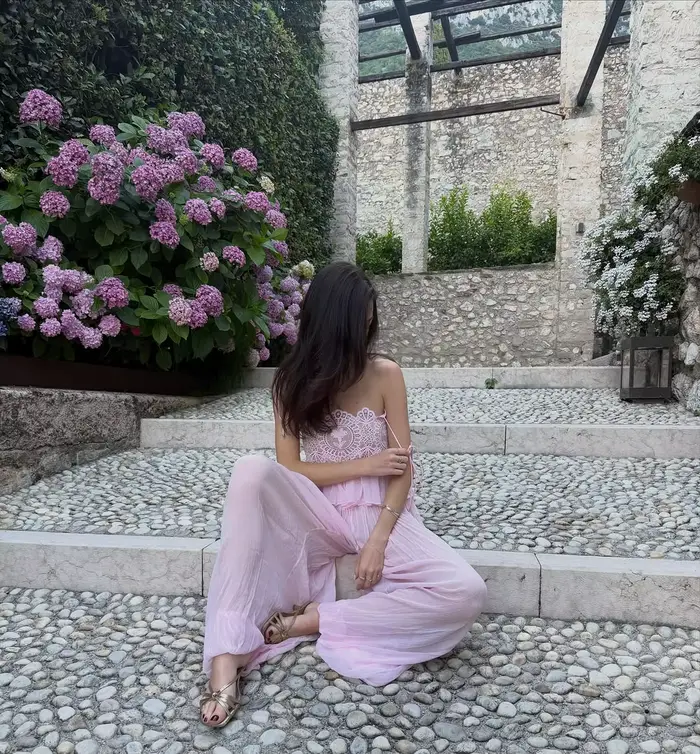 Robe Femme Été 2026 à Bretelles Fines et Volants
