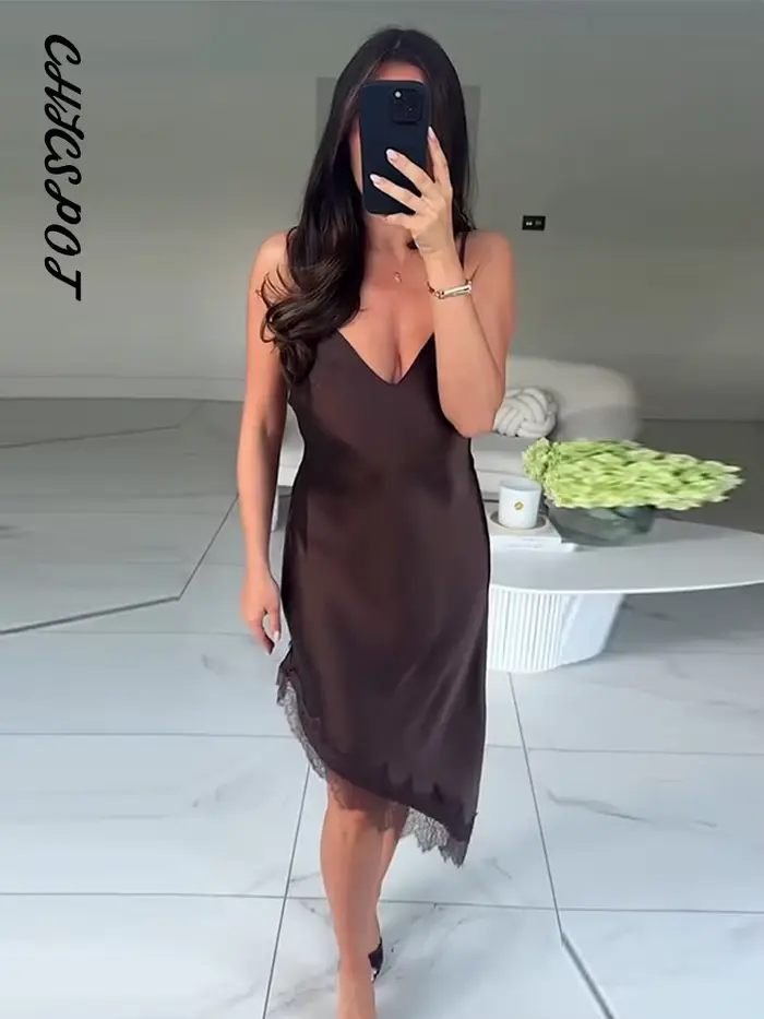 Robe épissée en dentelle à bretelles Spaghetti pour femmes