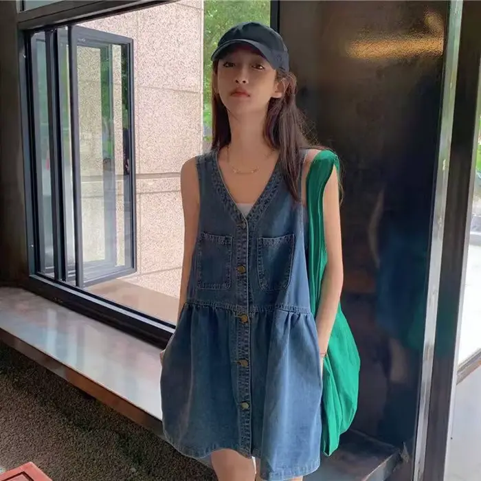Robe en jean sans manches pour femme