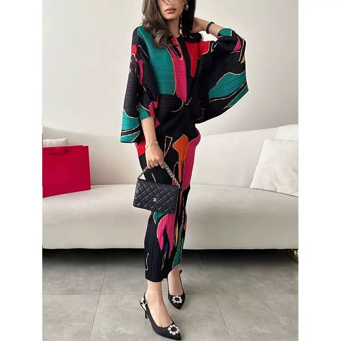 Robe plissée à col en V pour femme