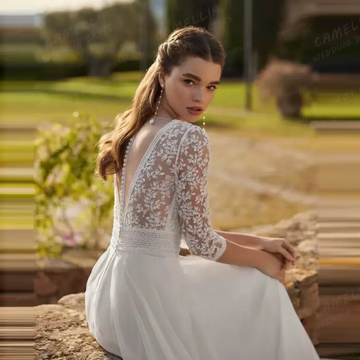 Luxe Boho 2025 robes De mariée femmes une ligne Appliques dos nu