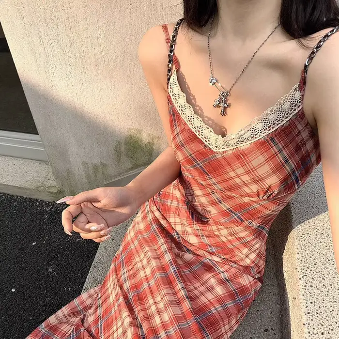 Robe longue élégante à carreaux avec dentelle, sensation haut de gamme, pour femme, été, plage, vacances, taille cintrée, coupe ajustée